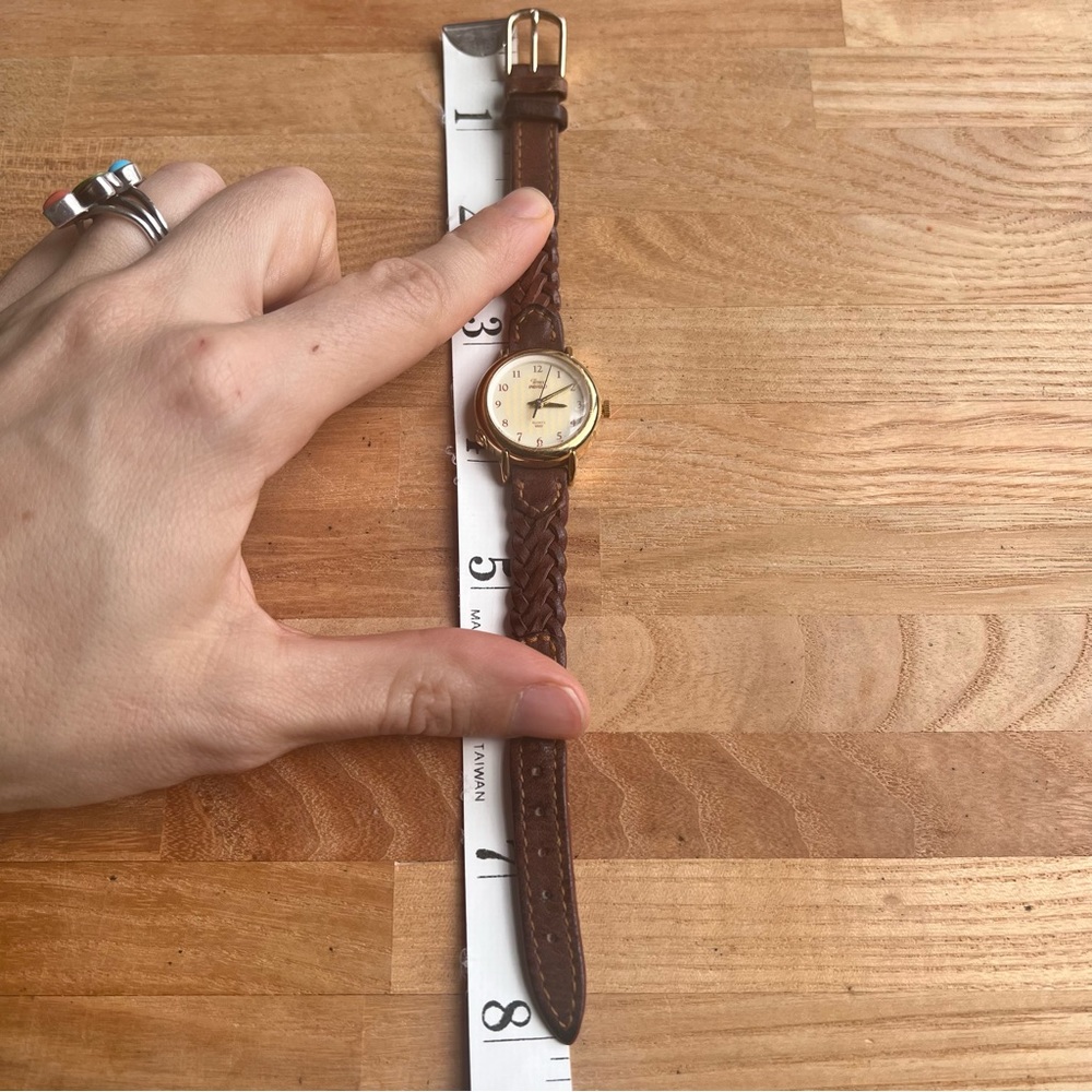 Timex ladies indiglo gold tone brown braided leather watch NEW BATTERY - Picture 7 of 7